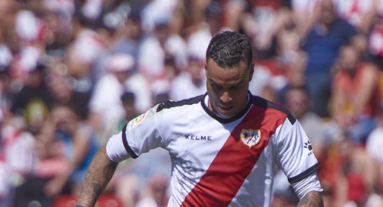 Raúl de Tomás, en su etapa anterior con el Rayo Vallecano.