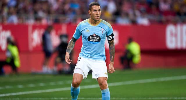 Hugo Mallo se plantea seriamente la opción de abandonar el Celta este verano