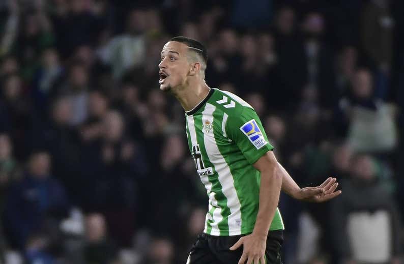 Luiz Felipe: “Álex Moreno es una gran pérdida, pero Miranda es un jugadorazo”