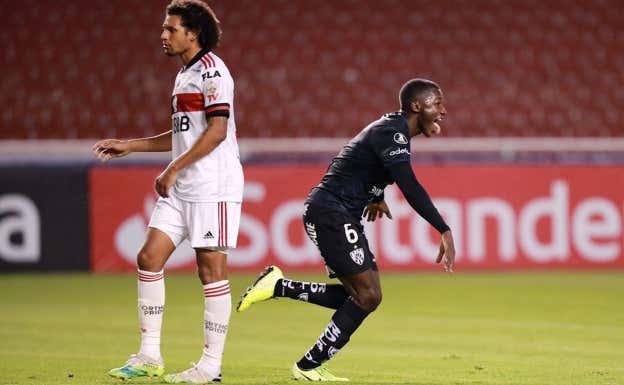 Caicedo celebra su gol en un 5-0 a Flamengo con Independiente del Valle. GETTY