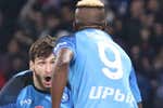 Fin a la 'era Agnelli' con un baño del Nápoles