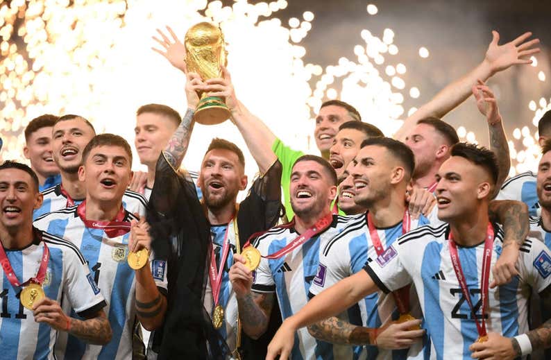 FIFA abre un expediente disciplinario a Argentina por las celebraciones en la final