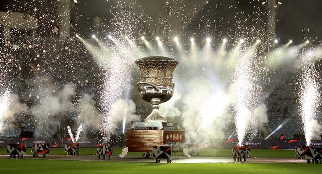 Supercopa en Riad: unas semifinales frías dan paso a una final caliente
