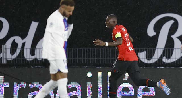 Messi y Mbappé vuelven a coincidir tras el Mundial, pero el PSG pierde en Rennes