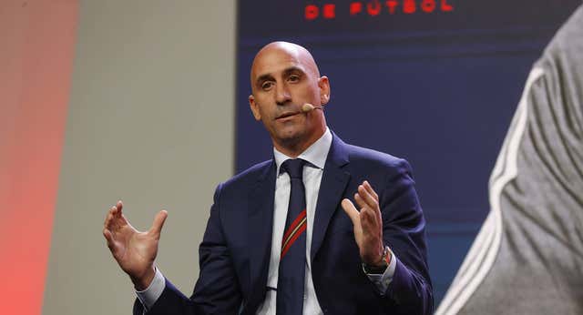 La RFEF anuncia un control económico para Primera Federación