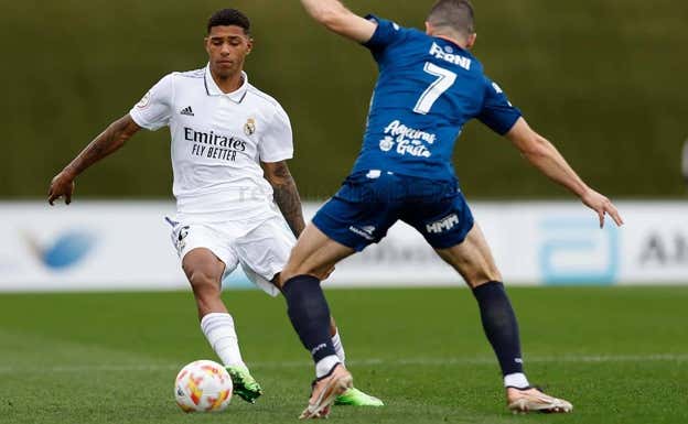 Vinicius Tobias, durante un encuentro del Castilla. Real Madrid