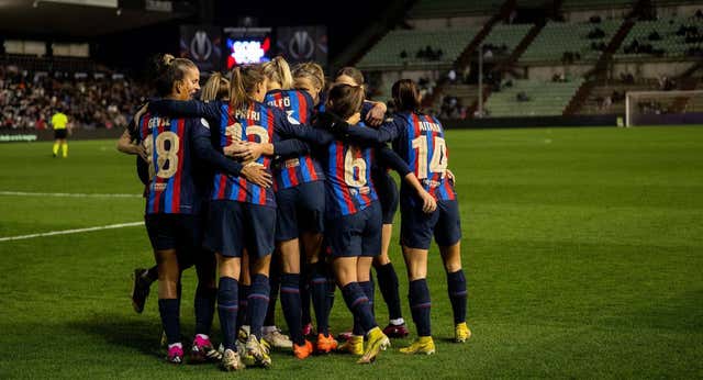 El Madrid tampoco puede con 10