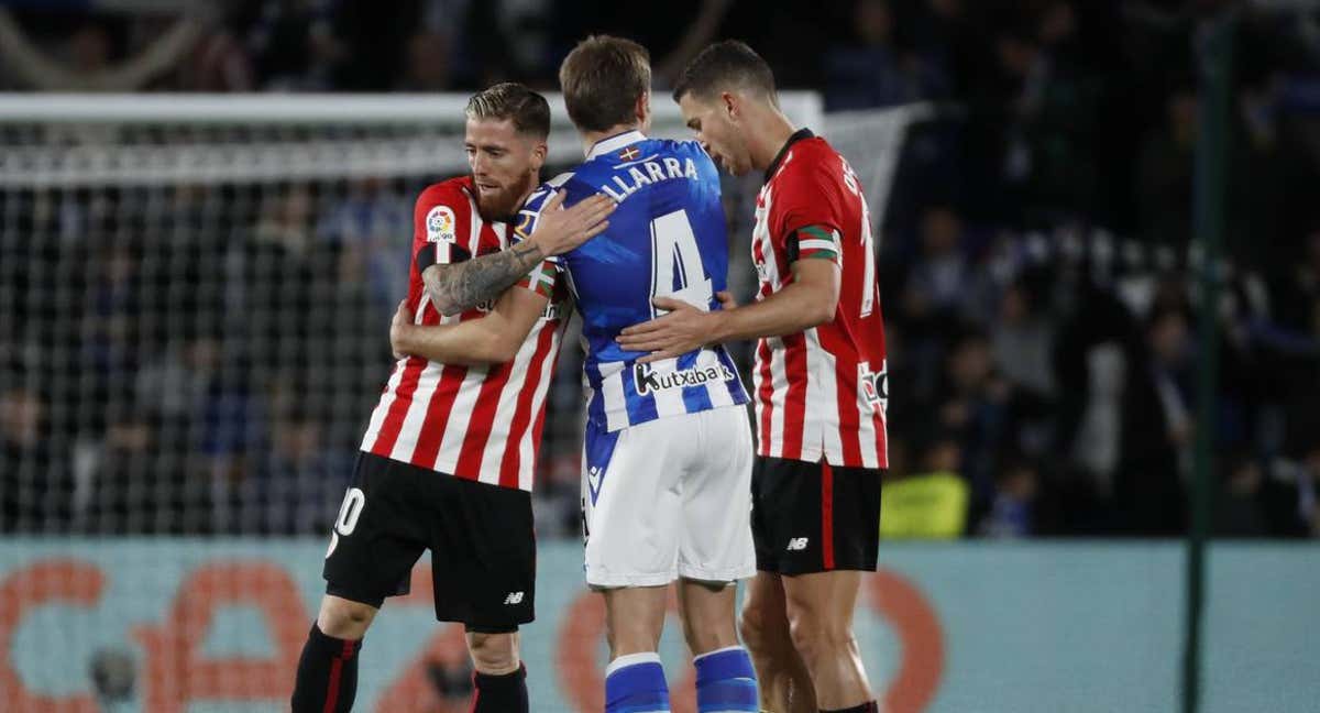 Muniain, Illarra y De Marcos, en el último derbi vasco disputado en el Reale Arena.