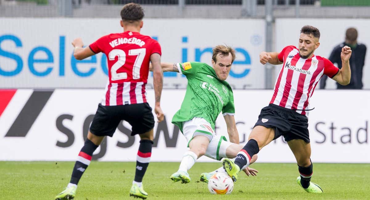 Paredes, en un partido amistoso con el primer equipo./Athletic Club