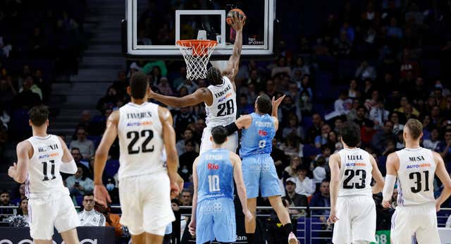 El Real Madrid cierra la primera vuelta como líder