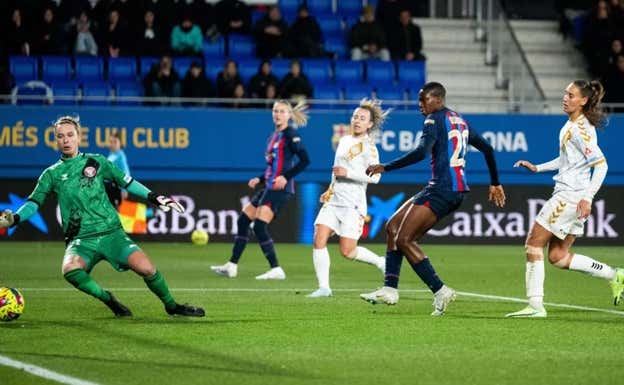 Oshoala durante el encuentro.  FC BARCELONA