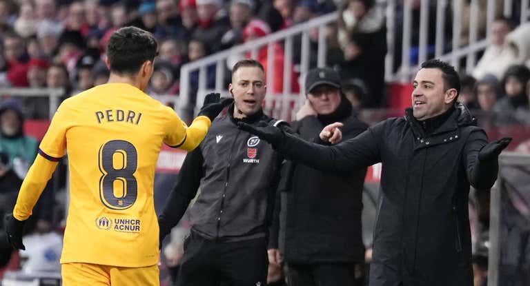 Xavi durante el partido ante el Girona