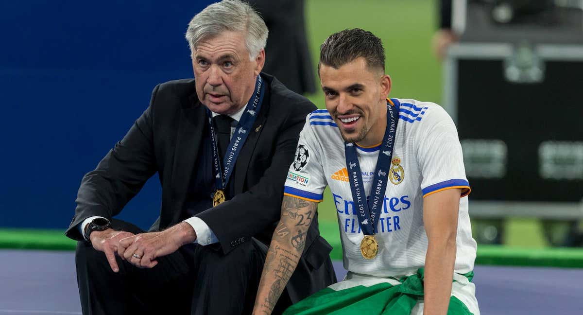 Ceballos, con Ancelotti./Getty