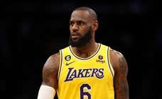 ¿Cuántos puntos le quedan a LeBron James para ser el máximo anotador histórico de la NBA?