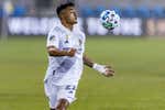 El Barça sube su oferta por Julián Araujo