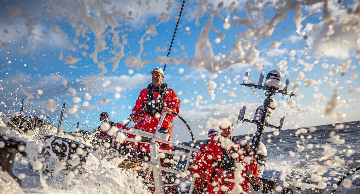 Pablo Arrarte, a la caña del WindWhisper. /Tomasz Piotrovski / WindWhisper Racing Team