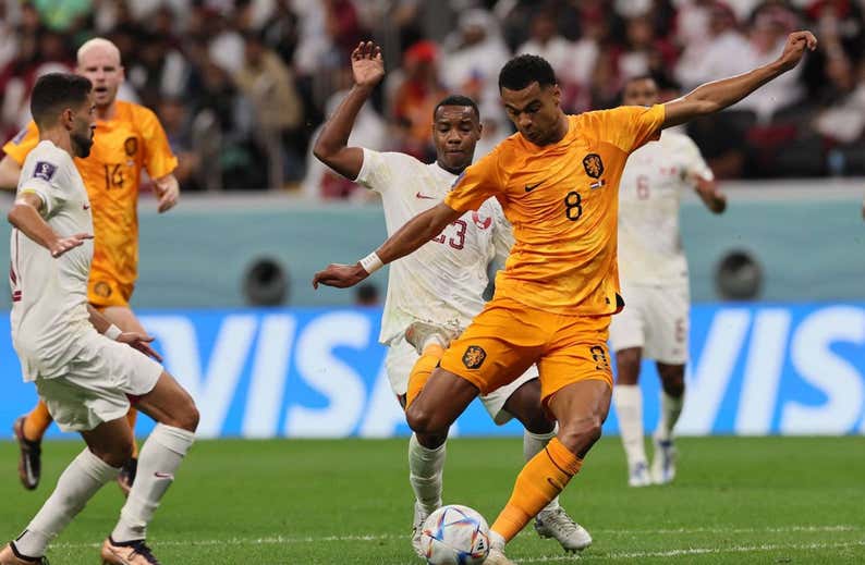 42 futbolistas del Mundial cambian de equipo