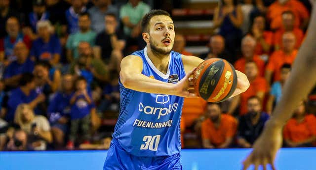 El Carplus Fuenlabrada va a la ‘guerra’ sin bases: se frustran las llegadas de Besson y Lecomte