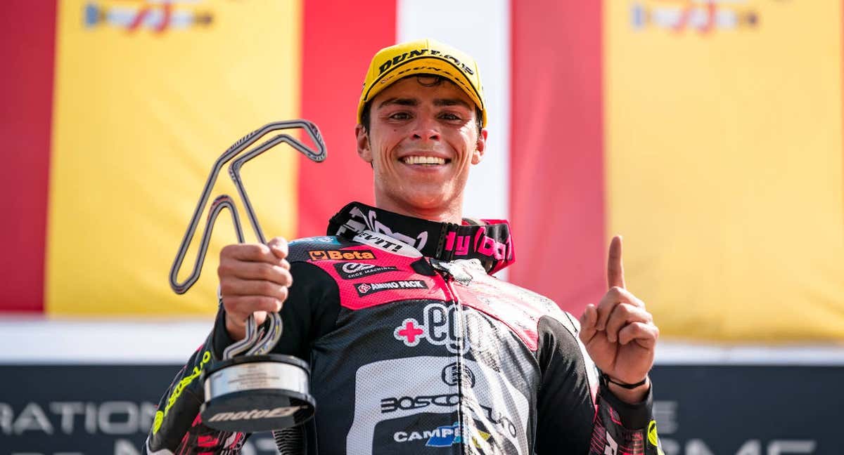 Alonso López, en lo más alto del podio en el último GP de San Marino. /GETTY