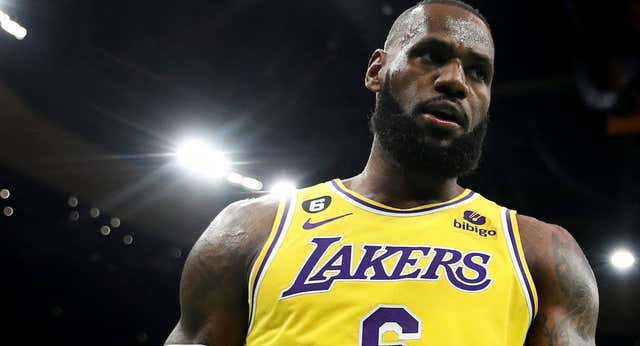 Hasta 100.000 dólares por una entrada para ver el récord anotador de LeBron James