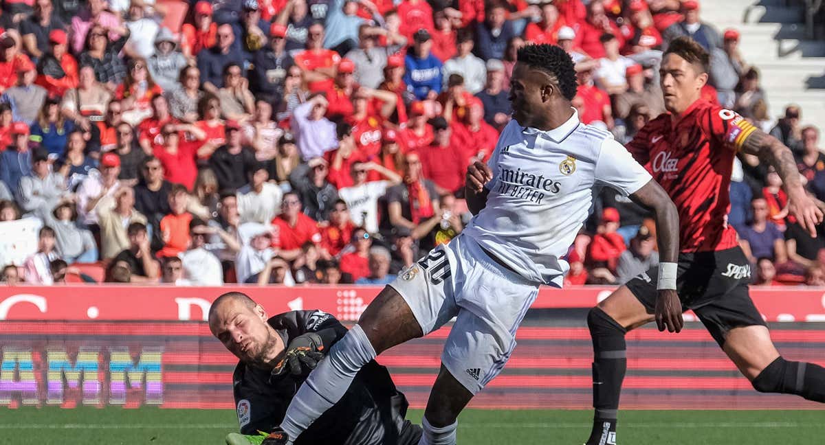 Vinicius, durante el partido contra el Mallorca en Son Moix