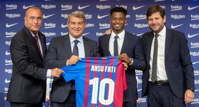Leyendo entre líneas a Laporta: Ansu, Messi, Dembélé, Busquets…