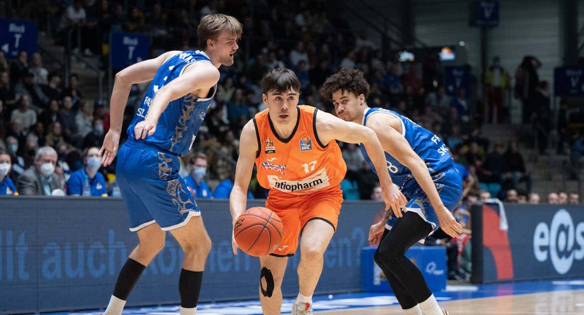 Juan Núñez, con el Ratiopharm ULM. /GETTY IMAGES/SEBASTIAN GOLLNOW