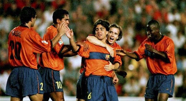 La paciencia de Xavi, espejo para los jóvenes de hoy: «Se hace difícil volver al filial, pero lo aceptaré»