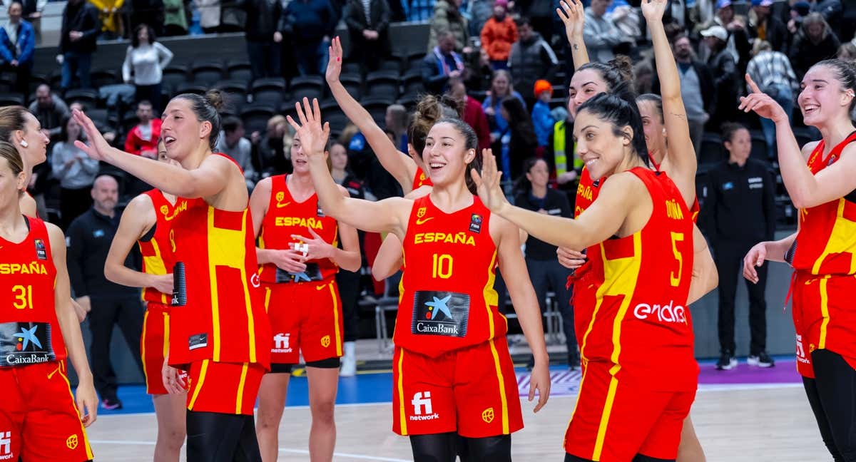 España celebra su última victoria en la fase clasificatoria al EuroBasket 2023.