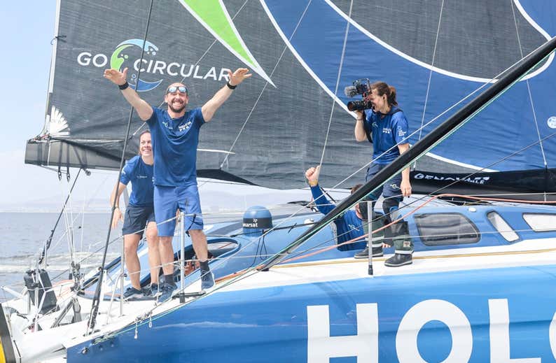 El Holcim gana la etapa 2 de The Ocean Race en una llegada de infarto