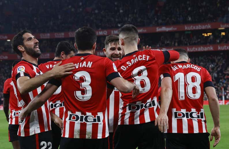 El Athletic tiene muchos deberes y se le acumulan las renovaciones