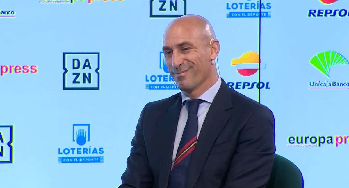 Luis Rubiales durante la conferencia. /RFEF