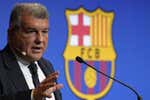 El Barça admite que contrató «un servicio externo» y «lamenta que esto aparezca en el mejor momento deportivo de la temporada»