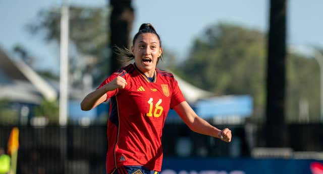 Fiamma no tiene lapsus y España no falla ante Jamaica
