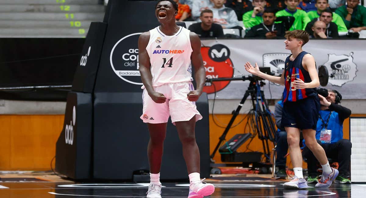 Mahamadou Landoure celebra el triunfo del Real Madrid./ACB Media