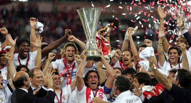 El Sevilla regresa al Km 0 de su despegue: «Ese día la gente hubiera sido capaz de tomar la Bastilla»