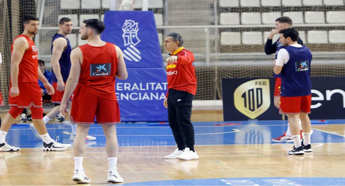 Sergio Scariolo en un entrenamiento de la Selección./Efe