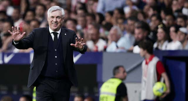 Ancelotti tiene otra remontada pendiente: acabar con la frialdad del club con él