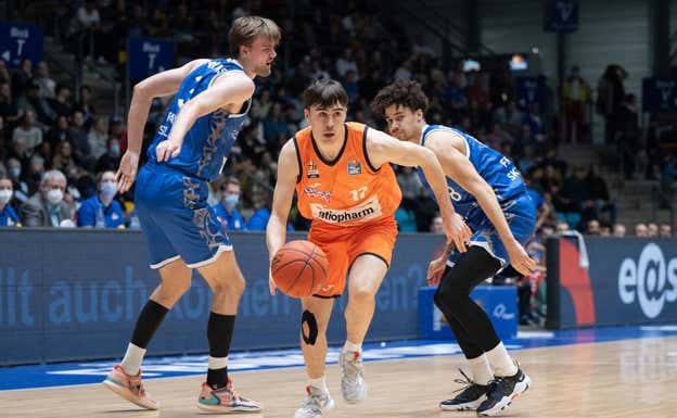 Juan Núñez, con la camiseta del Ratiopharm ULM.  GETTY IMAGES