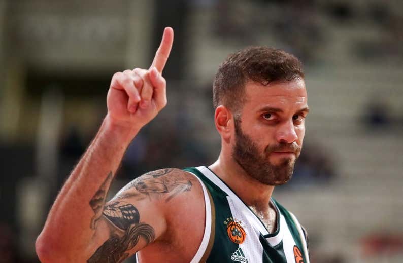 Pappas cambia la Euroliga por el baloncesto en silla de ruedas: «Como apenas jugaba, me resulta familiar estar sentado»