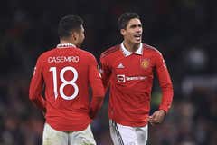 Casemiro y Varane trasladan al United el relato del Real Madrid
