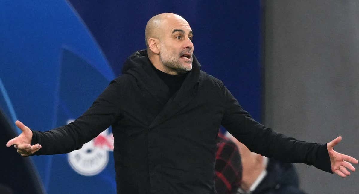 Guardiola, durante el partido ante el Leipzig. /AFP