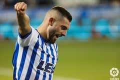 Luis Rioja saca su olfato goleador e impulsa al Alavés al ascenso