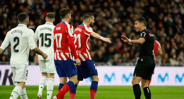 Simeone tenía razón: “Gil Manzano es un árbitro bárbaro”