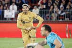 El Almería da otro disgusto al Barça y mantiene viva LaLiga