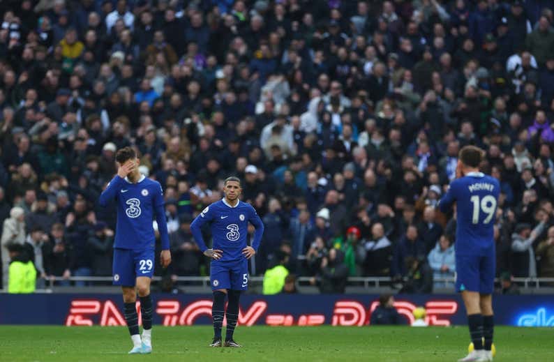 El Chelsea sigue cuesta abajo, sin frenos... pero todavía con Potter