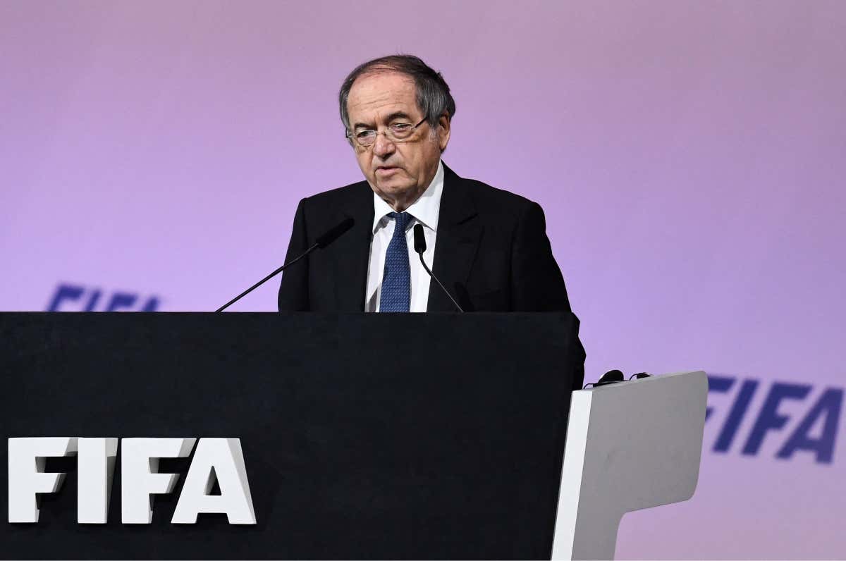 Noël Le Graët dimite como presidente de la Federación Francesa... y horas después ficha por FIFA