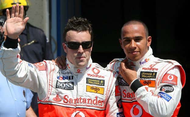 Fernando Alonso y Lewis Hamilton en 2007.  EFE