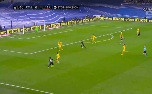 El plan anti Vinicius de Xavi fue más allá de Araujo
