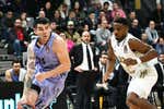 El Real Madrid asalta el liderato y Baskonia se da un festín ante Valencia